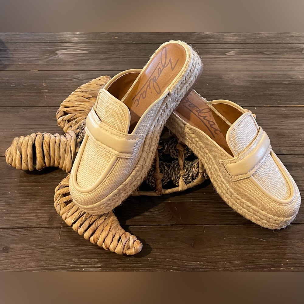 Zodiac Giselle platform Mules